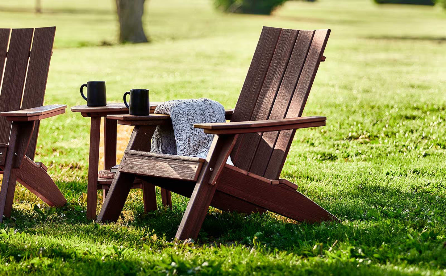 Twin Oaks Barns Deck Chairs
