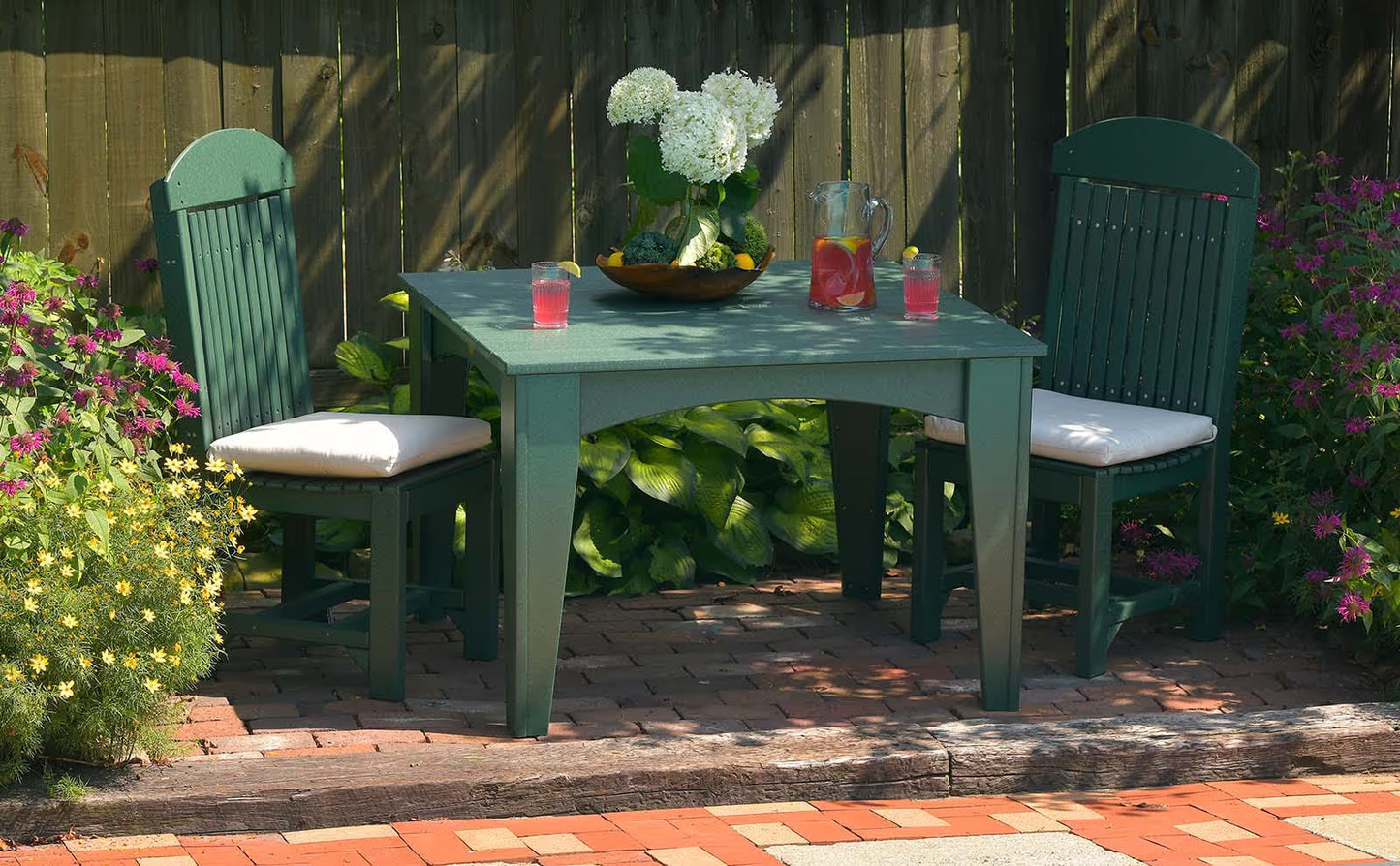 Twin Oaks Barns Seating (Dining Height)